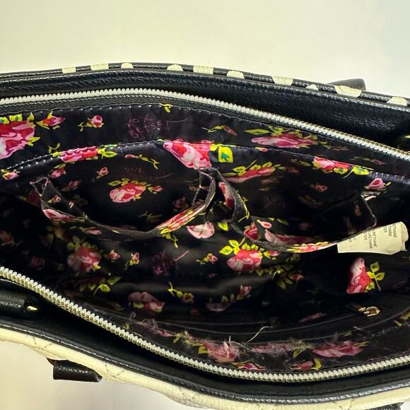 Betsey Johnson Black White Polka Dot Heart Quilted Bow Satchel Purse - Picture 3 of 9